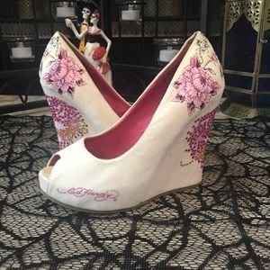Ed Hardy wedge open toe shoe